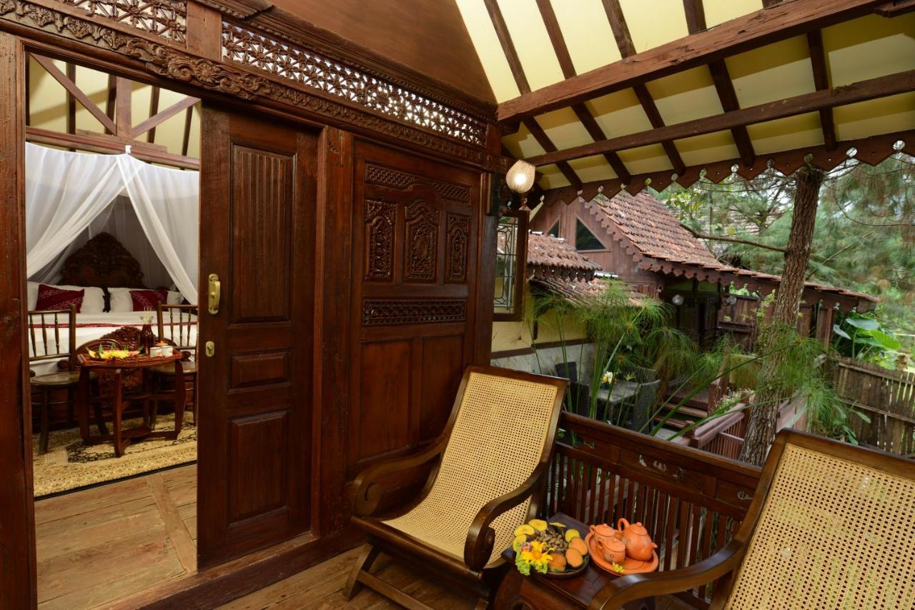 เดอะ ลอดจ์ มาริบายา Hotel Cikareumbi ภายนอก รูปภาพ