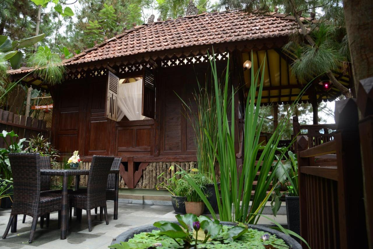 เดอะ ลอดจ์ มาริบายา Hotel Cikareumbi ภายนอก รูปภาพ