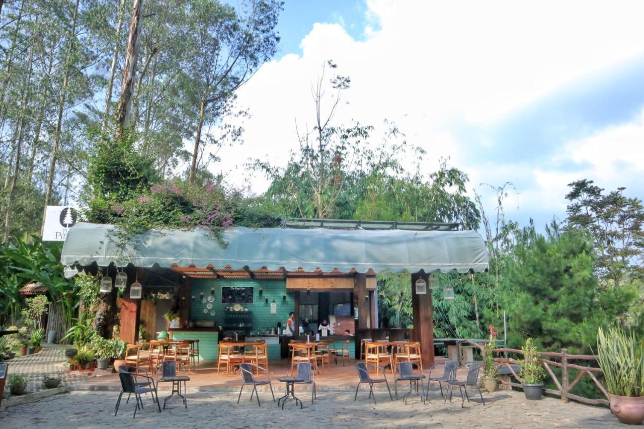 เดอะ ลอดจ์ มาริบายา Hotel Cikareumbi ภายนอก รูปภาพ