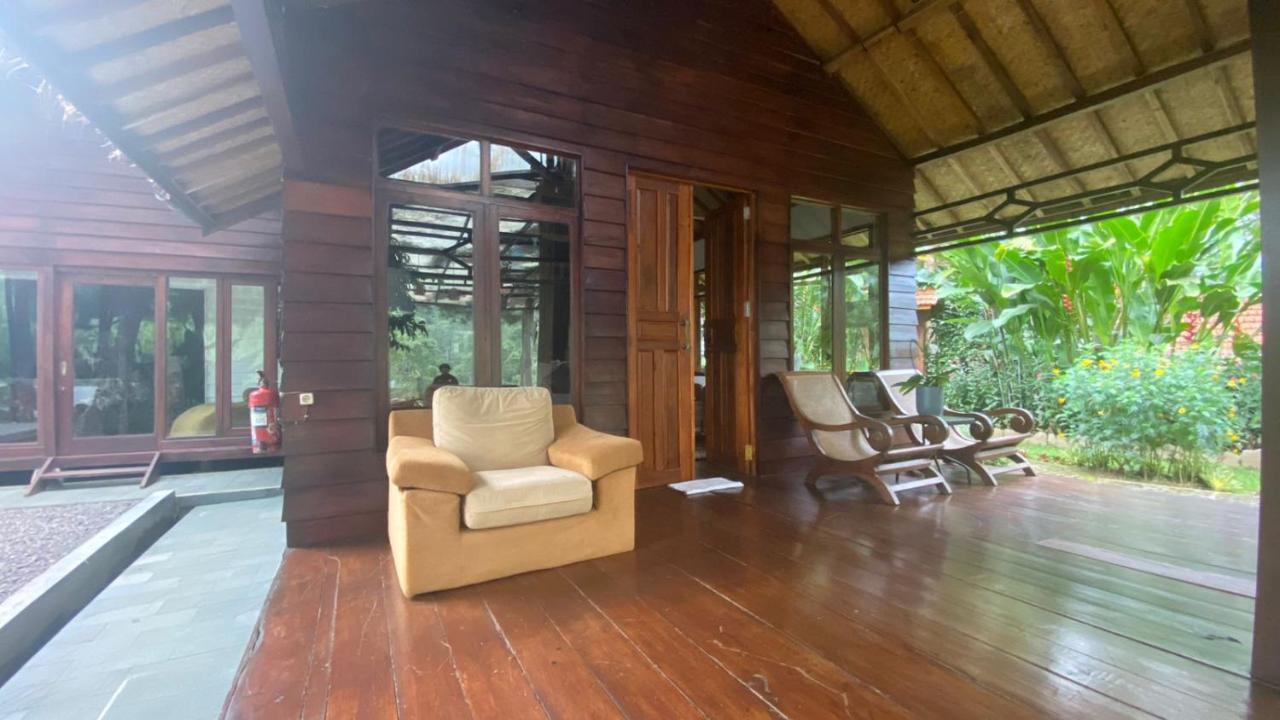 เดอะ ลอดจ์ มาริบายา Hotel Cikareumbi ภายนอก รูปภาพ